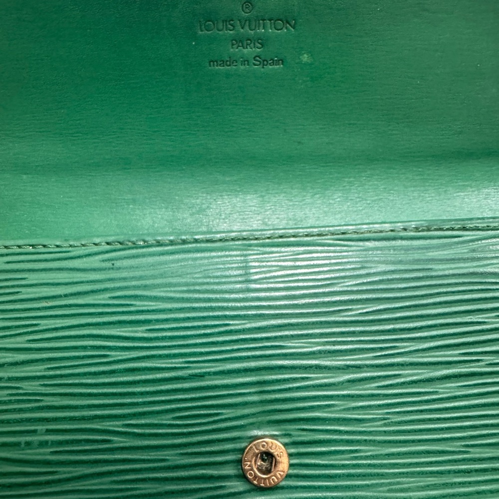 Louis Vuitton Long Green Epi Leather Wallet 💚 - Picture 4 of 11